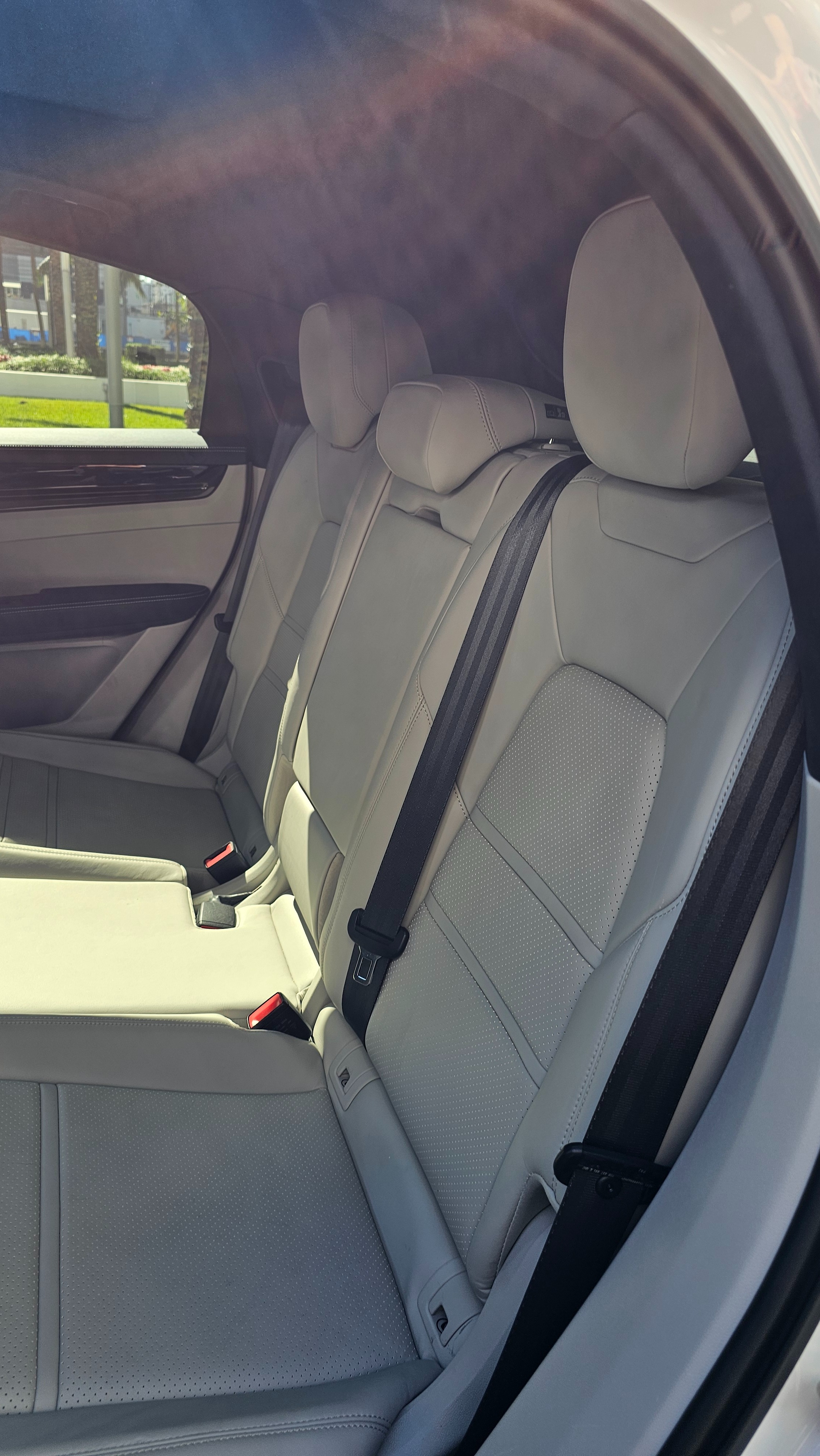 Used 2020 Porsche Cayenne AWD/4WD image 4