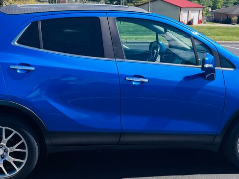 Used 2017 Buick Encore Sport Touring FWD image 9