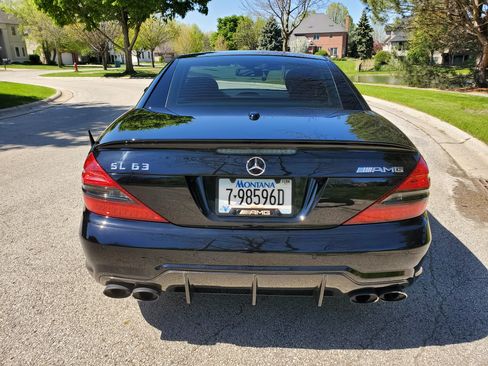 Used 2011 Mercedes-Benz SL 63 AMG image 11