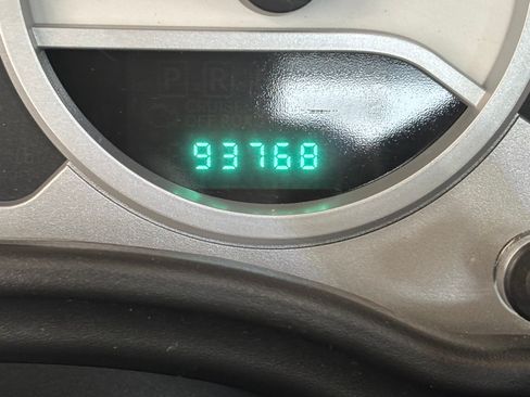 Used 2010 Jeep Wrangler Sahara w/ Dual Top Group image 15