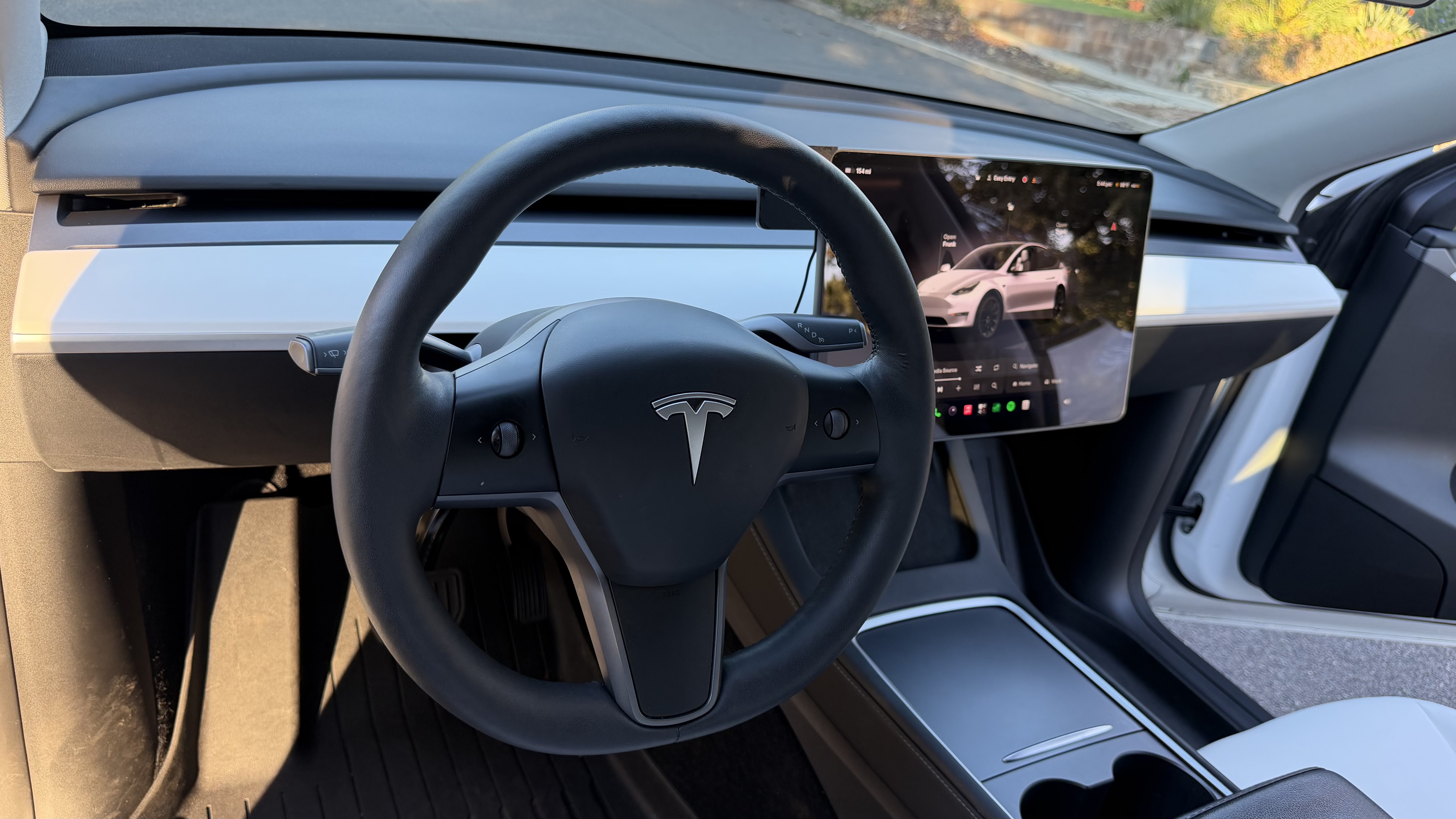 Used 2023 Tesla Model Y Long Range AWD/4WD image 17
