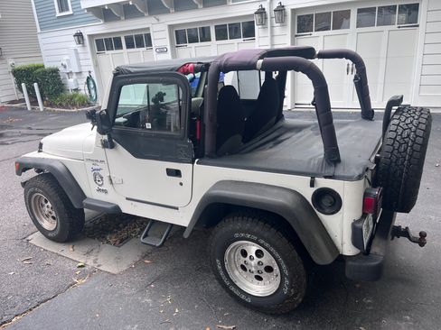 Used 1997 Jeep Wrangler Sport AWD/4WD image 15