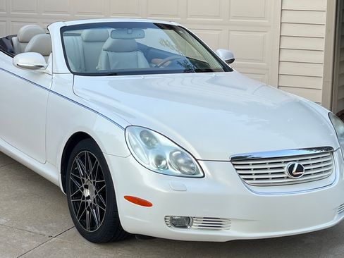 Used 2002 Lexus SC 430 Convertible RWD image 9
