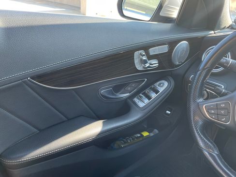 Used 2017 Mercedes-Benz C 300 4MATIC Sedan image 13