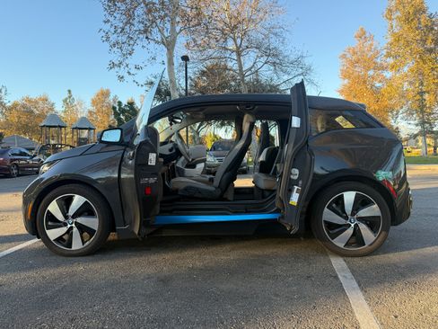 Used 2014 BMW i3 w/ Range Extender image 8