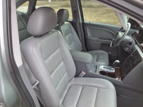 Used 2006 Ford Five Hundred SEL image 9