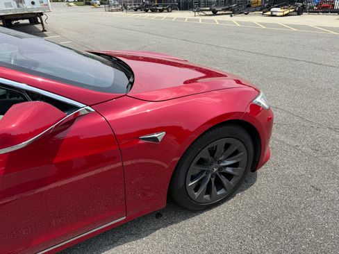 Used 2019 Tesla Model S Long Range image 16