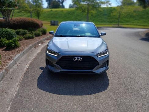 Used 2020 Hyundai Veloster 2.0 Premium image 5