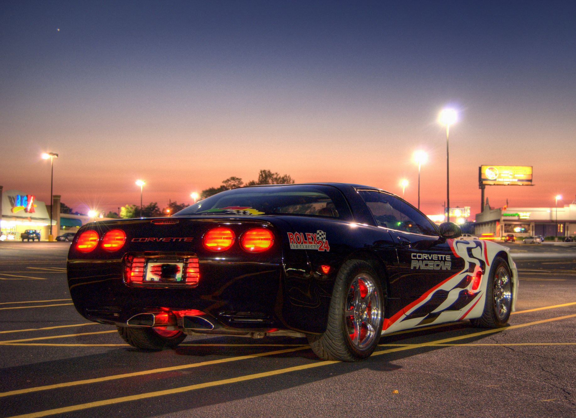Used 1998 Chevrolet Corvette Coupe w/ Roof Pkg RWD image 25