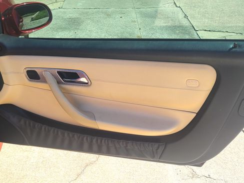 Used 2001 Mercedes-Benz SLK 230 image 9