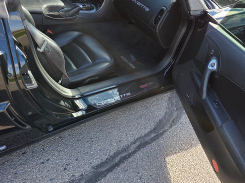 Used 2009 Chevrolet Corvette Z06 w/ Preferred Equipment Group image 11