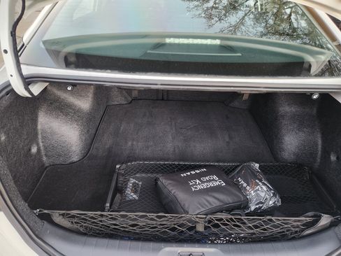 Used 2024 Nissan Altima 2.5 SR w/ SR Premium Package image 10