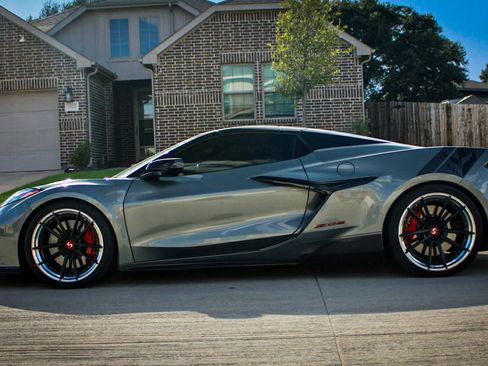 Used 2023 Chevrolet Corvette Z06 image 10