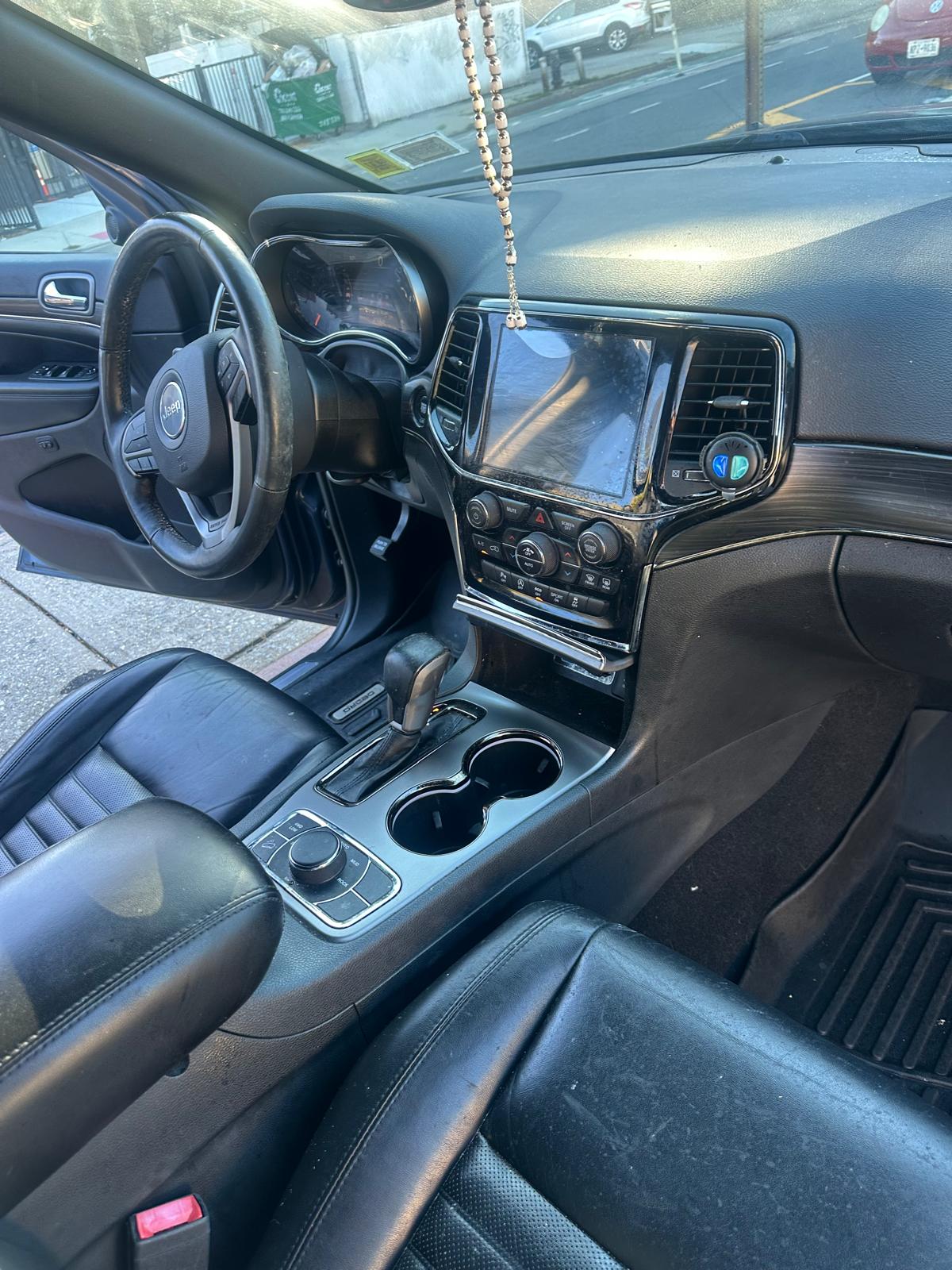Used 2019 Jeep Grand Cherokee Limited X AWD/4WD image 12