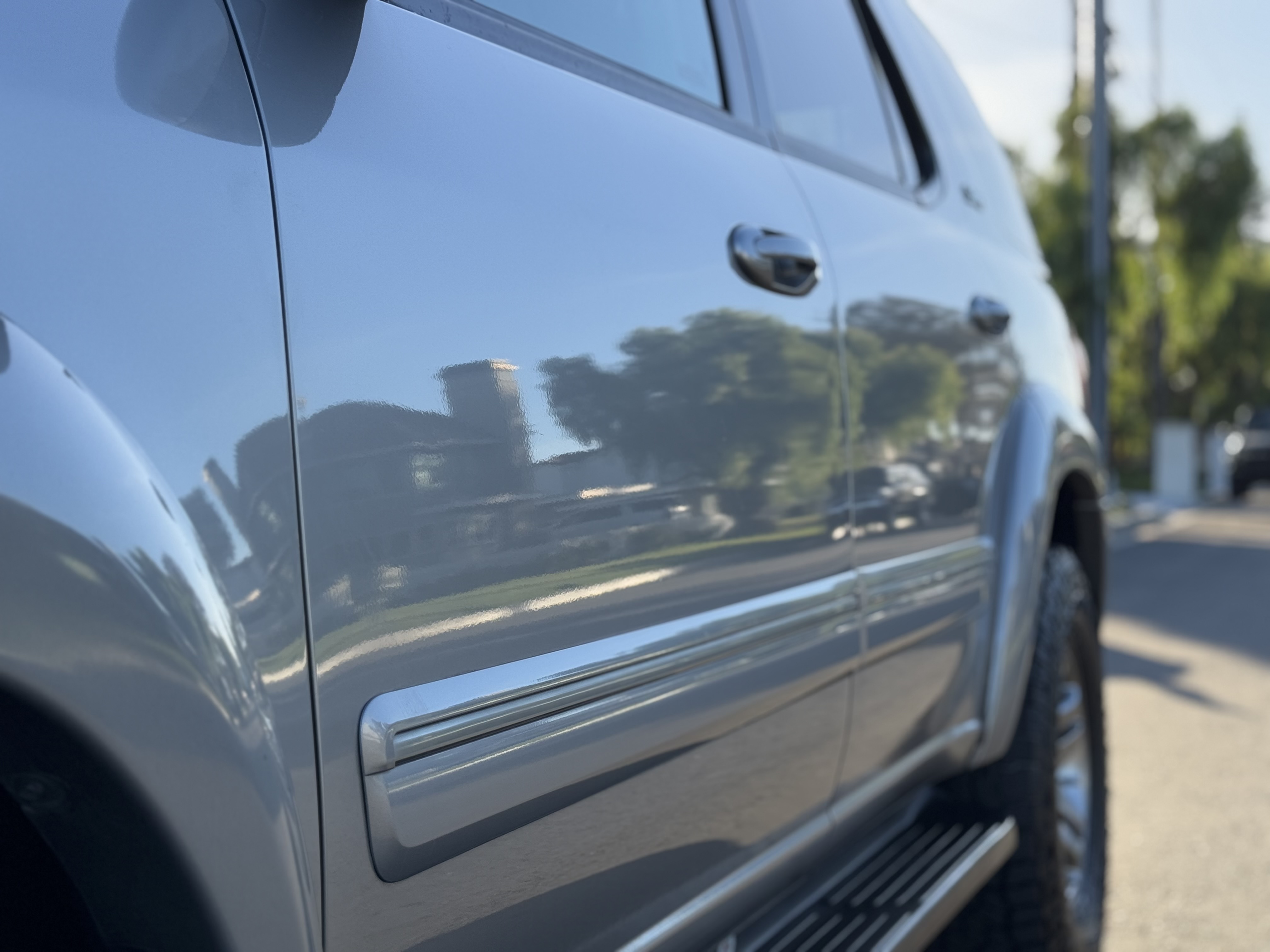 Used 2007 Toyota Sequoia SR5 w/ Towing Pkg RWD image 13