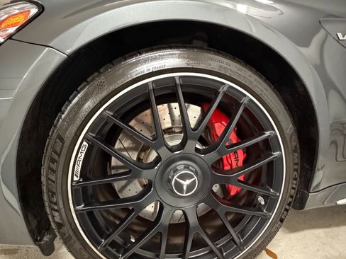 Used 2017 Mercedes-Benz C 63 AMG S image 12