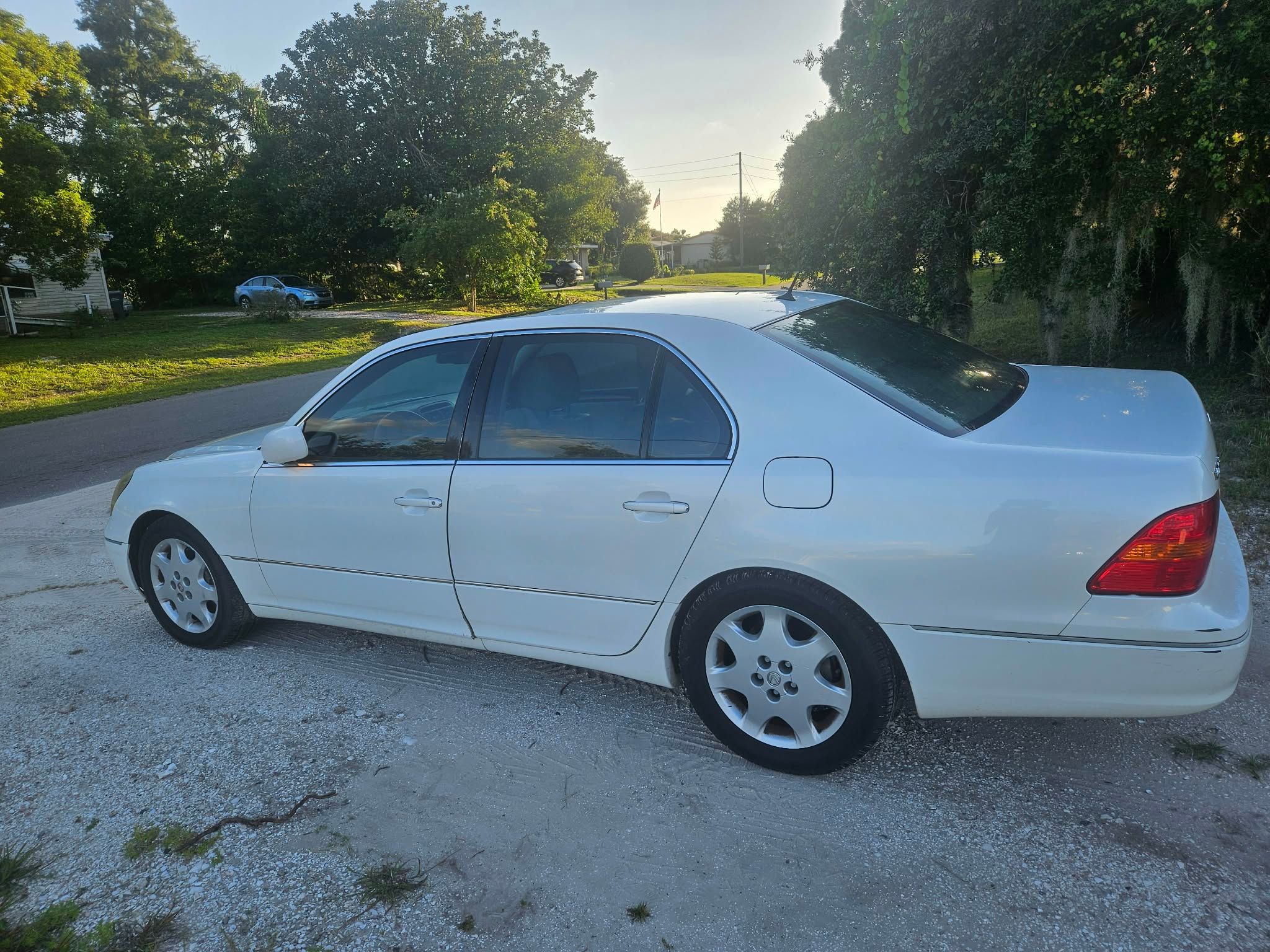 Used 2003 Lexus LS 430 RWD image 8