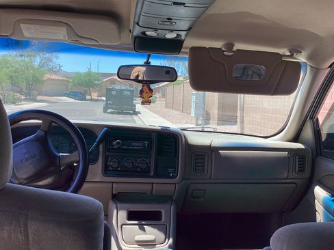 Used 2001 GMC Sierra 1500 4x4 Extended Cab w/ Convenience Plus Group image 11