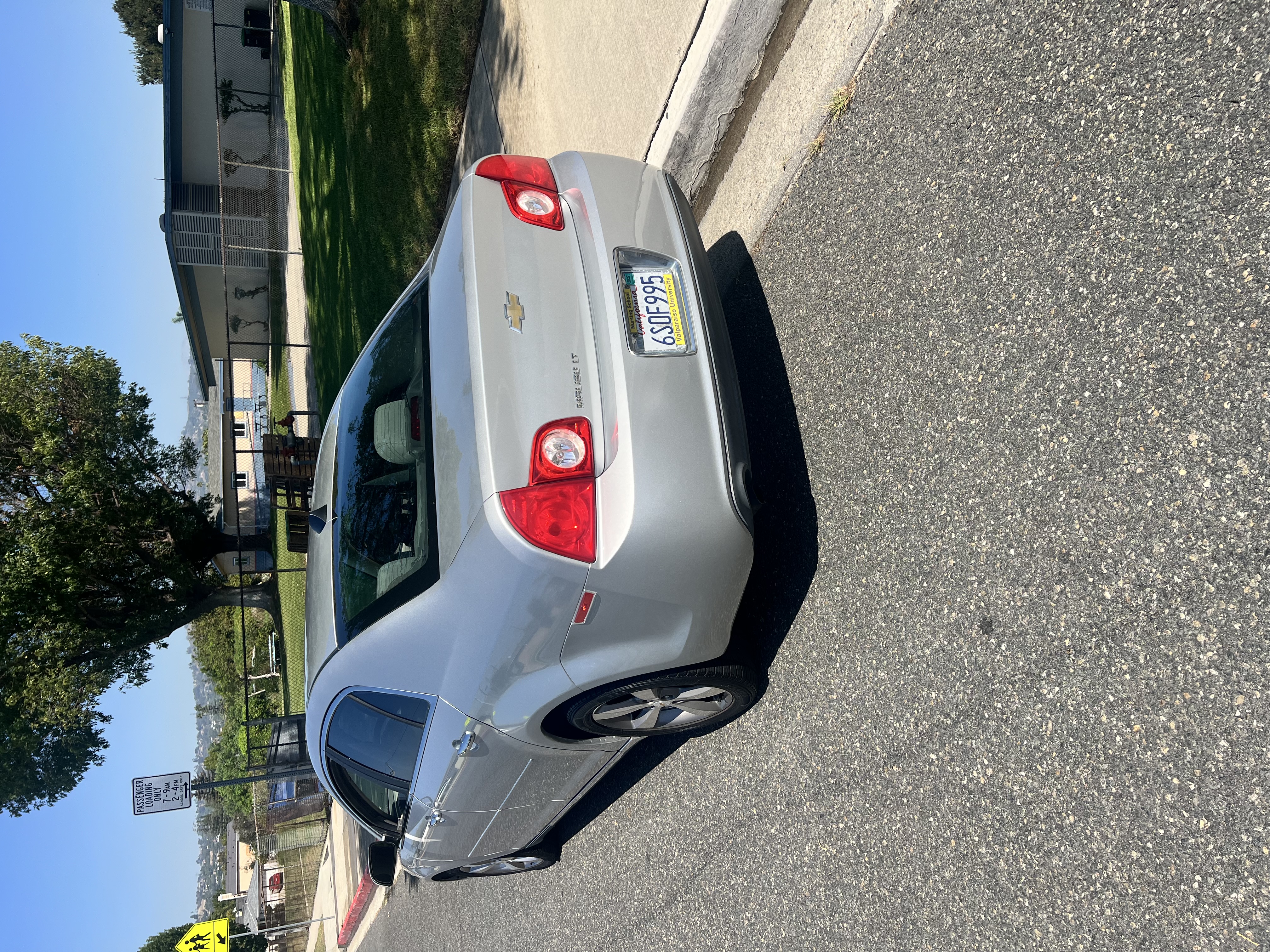 Used 2012 Chevrolet Malibu LT FWD image 2