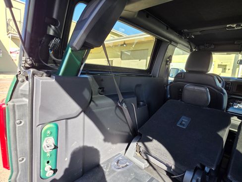 Used 2023 Ford Bronco Big Bend w/ Sasquatch Package image 23