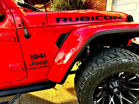 Used 2020 Jeep Gladiator Rubicon image 6