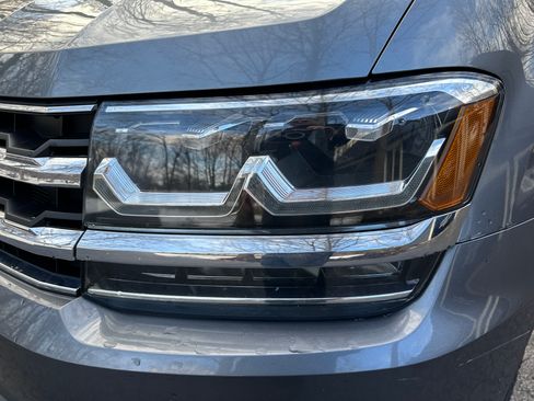 Used 2018 Volkswagen Atlas S image 4