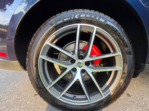 Used 2023 Porsche Macan S AWD/4WD image 15