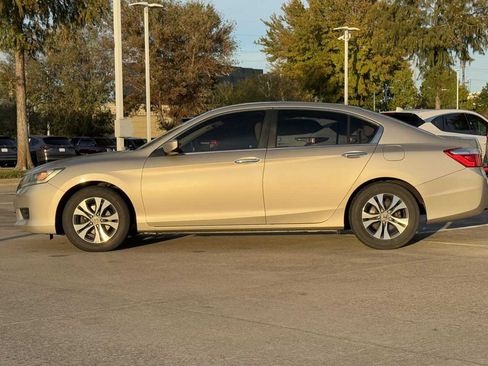 Used 2013 Honda Accord LX image 4
