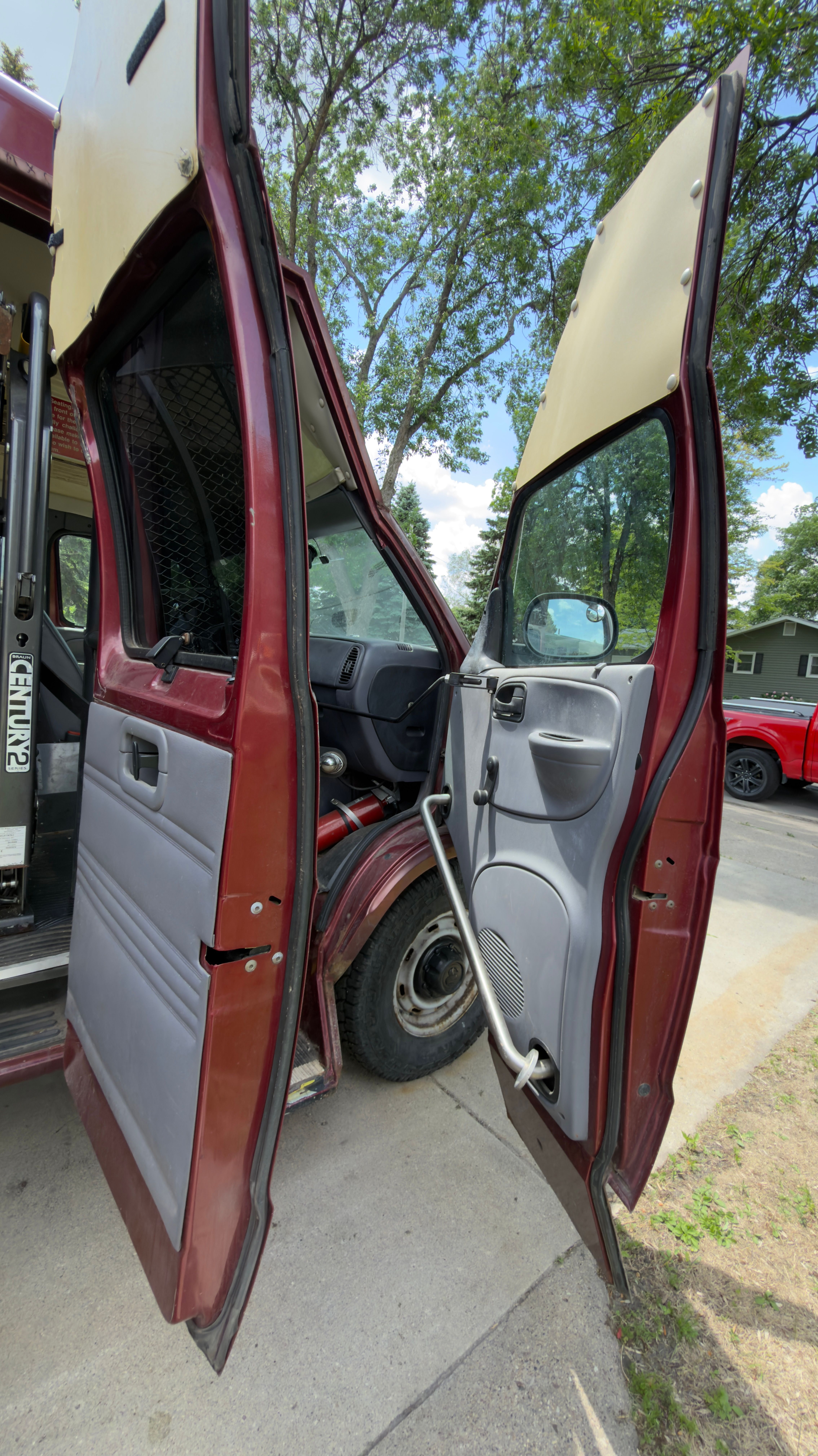Used 1998 Dodge B3500 RWD image 10