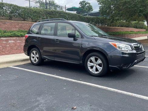 Used 2015 Subaru Forester 2.5i w/ Alloy Wheel Package AWD/4WD image 8