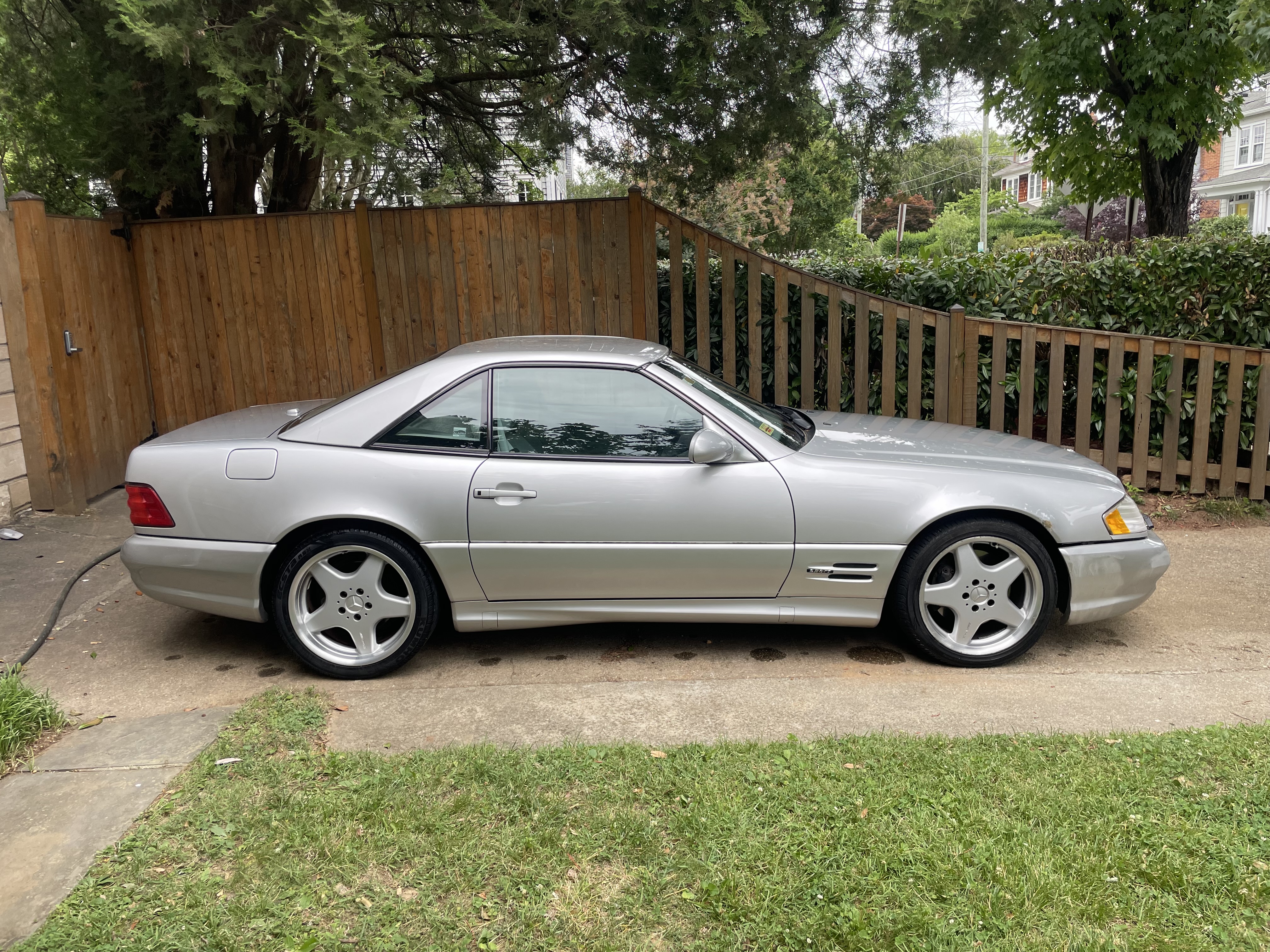 Used 2000 Mercedes-Benz SL 500 image 1