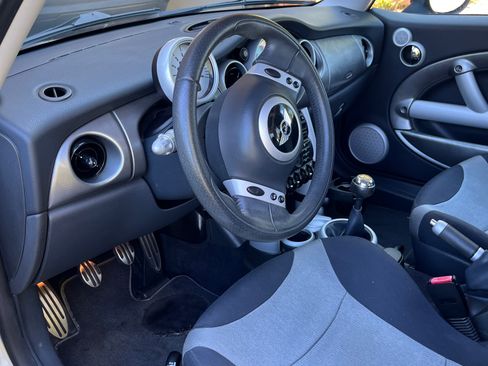 Used 2004 MINI Cooper S image 5