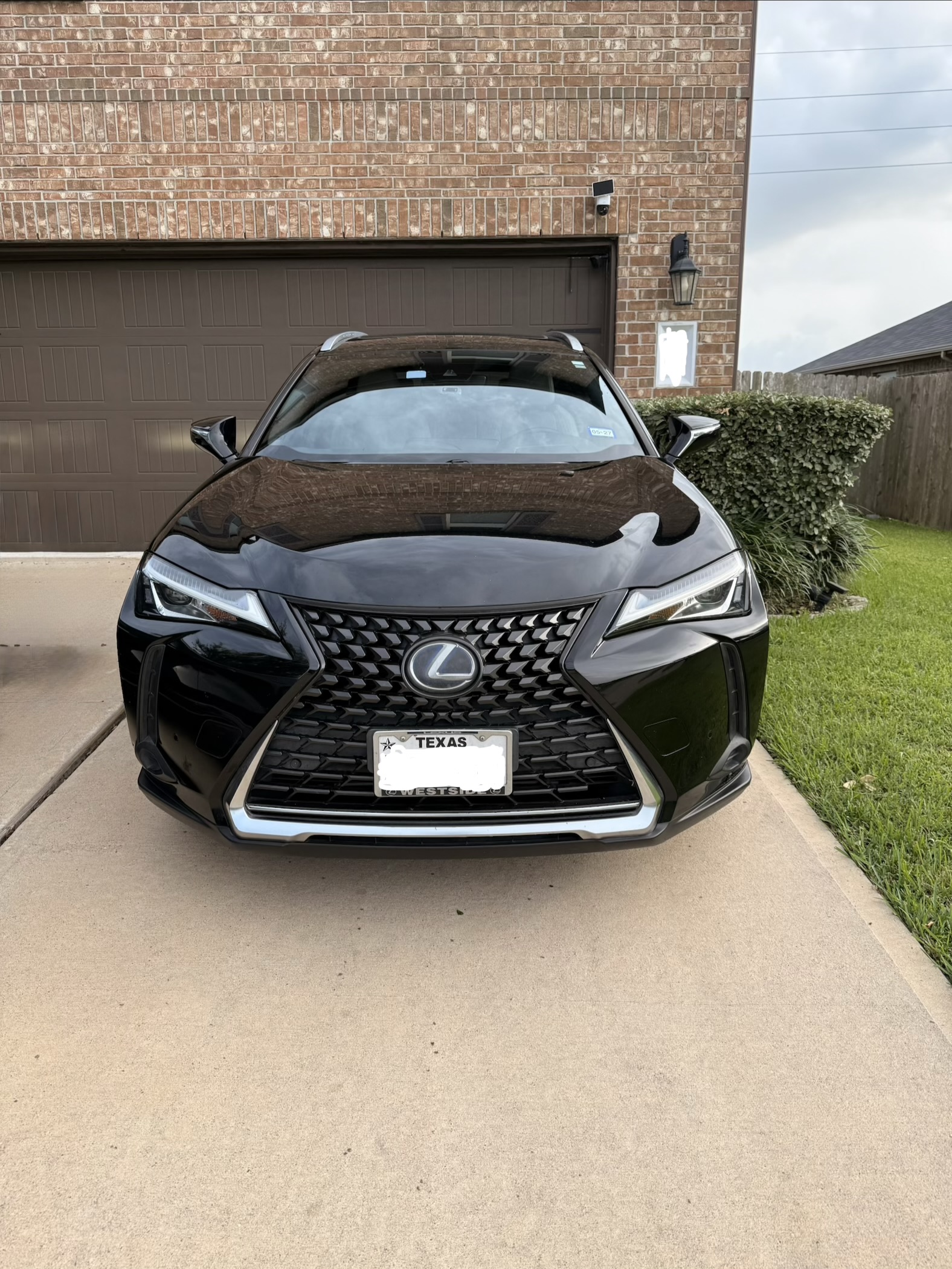 Used 2020 Lexus UX 250h w/ Premium Package AWD/4WD image 1