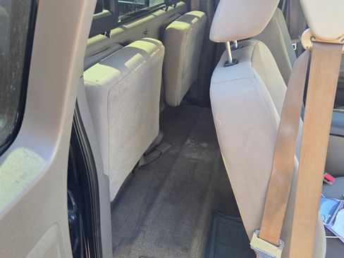 Used 2005 Dodge Dakota SLT image 11