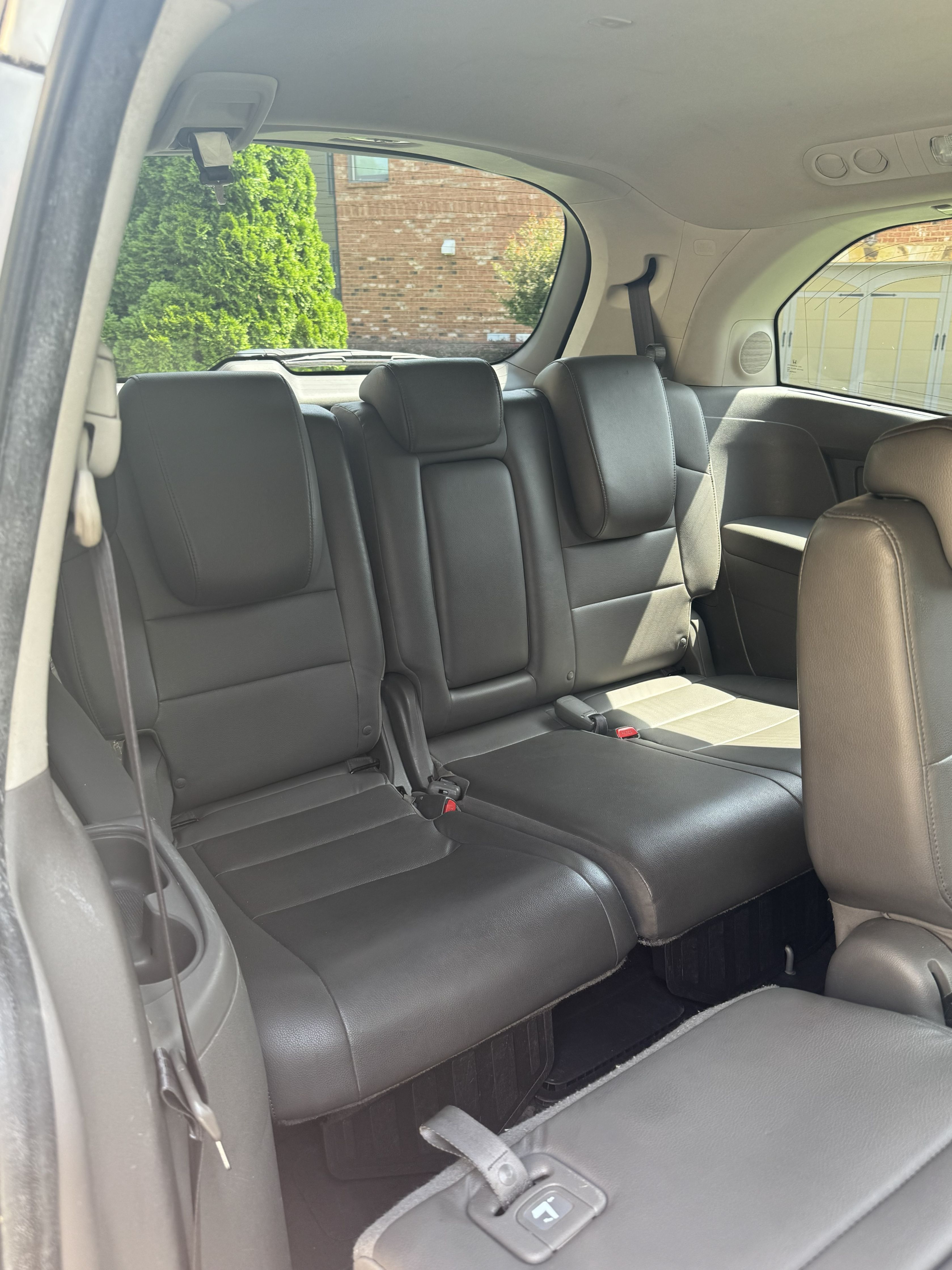 Used 2013 Honda Odyssey Touring Elite image 10