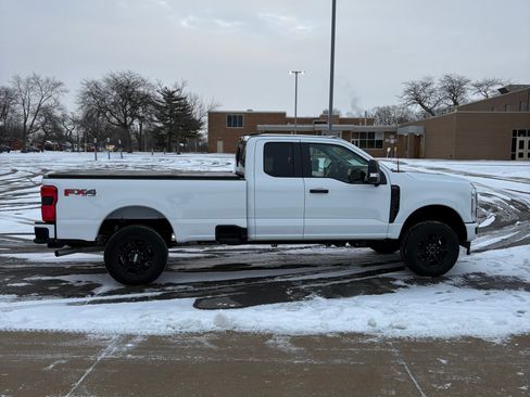 Used 2024 Ford F250 XL w/ STX Appearance Package image 2