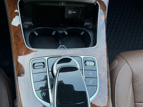 Used 2020 Mercedes-Benz E 450 4MATIC Wagon image 30