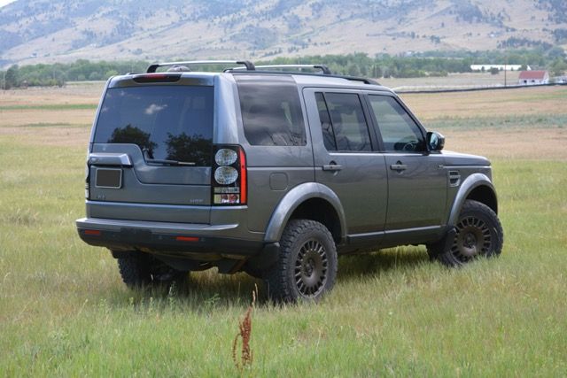 Used 2016 Land Rover LR4 HSE Silver Edition AWD/4WD image 9