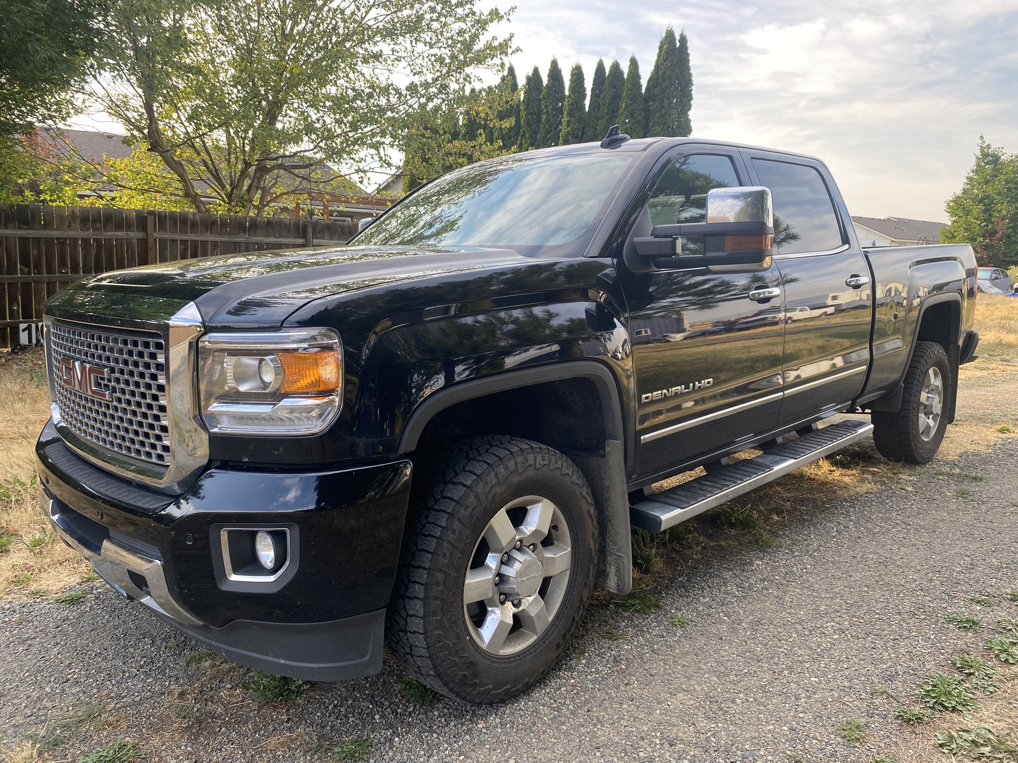 Used 2017 GMC Sierra 3500 Denali AWD/4WD image 6