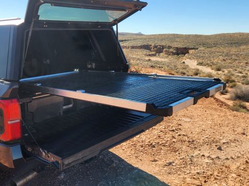 Used 2024 Toyota Tacoma TRD Off-Road image 11