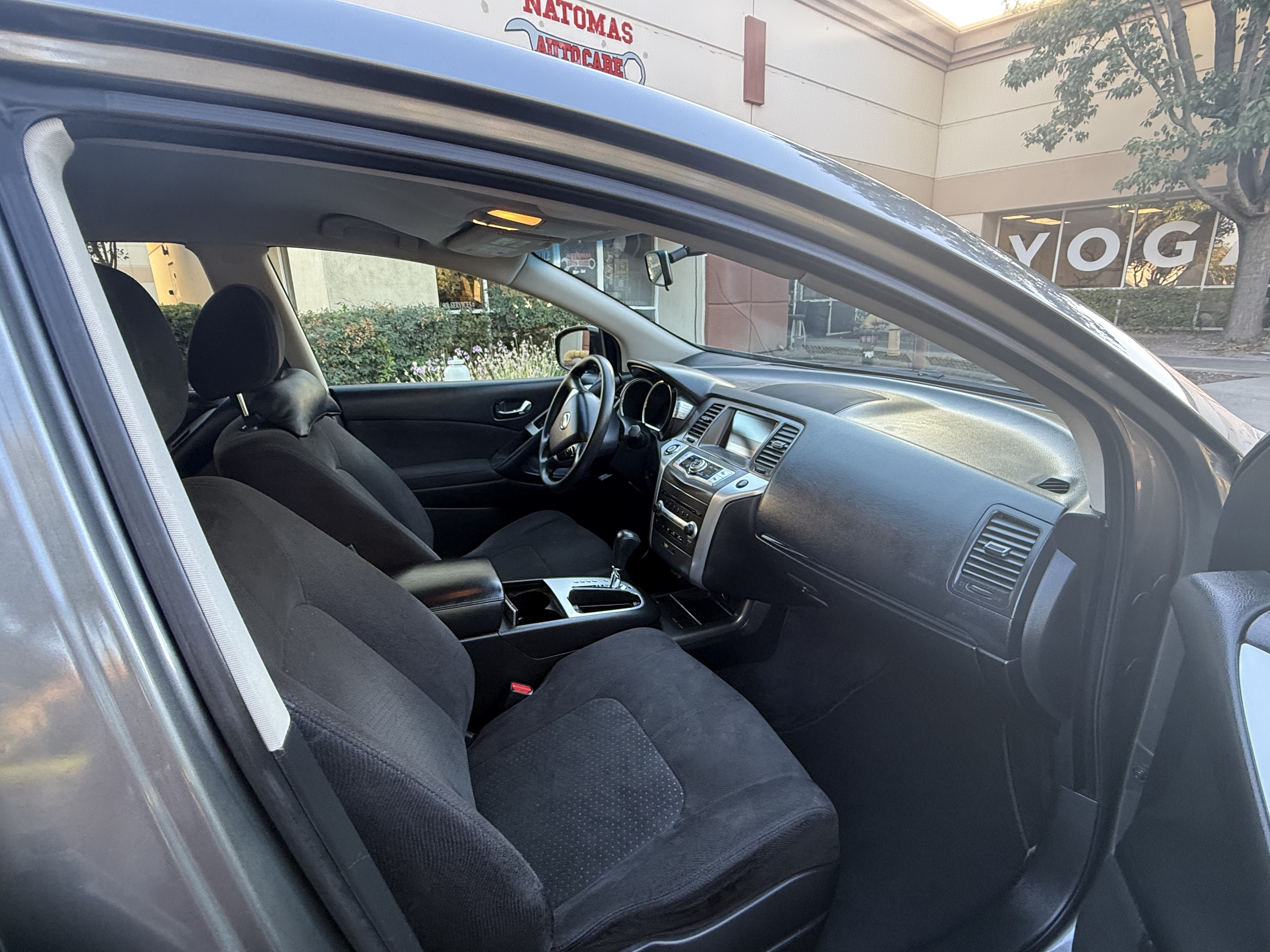 Used 2014 Nissan Murano S FWD image 10