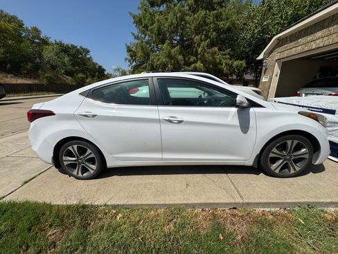 Used 2015 Hyundai Elantra Sport FWD image 20