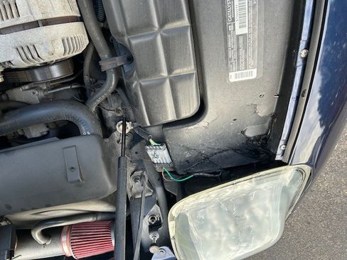 Used 2000 Chevrolet Corvette Coupe w/ Roof Pkg image 19