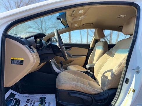 Used 2013 Hyundai Elantra GLS image 6
