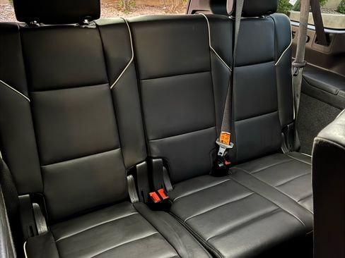 Used 2021 Cadillac Escalade ESV Sport w/ Driver Assist Tech Package image 11