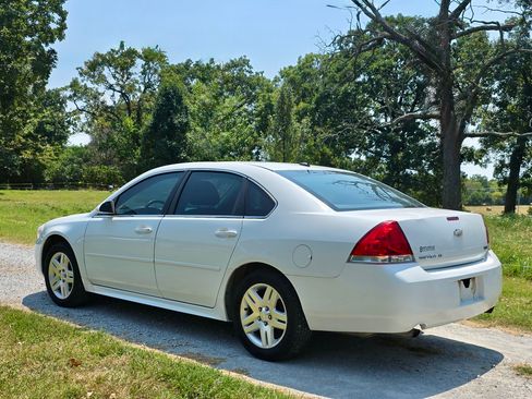 Used 2012 Chevrolet Impala LT w/ LT Sunroof Package FWD image 6
