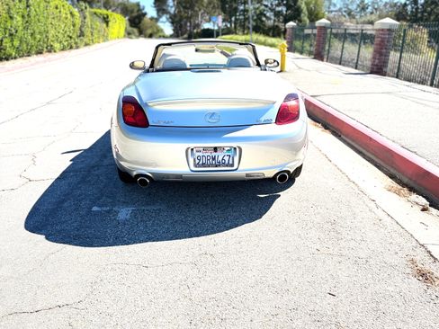 Used 2002 Lexus SC 430 Convertible image 13