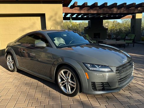 Used 2017 Audi TT 2.0T image 5
