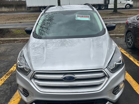 Used 2019 Ford Escape SE image 10