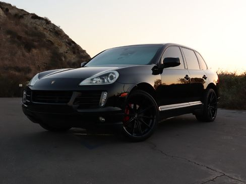 Used 2009 Porsche Cayenne S image 6